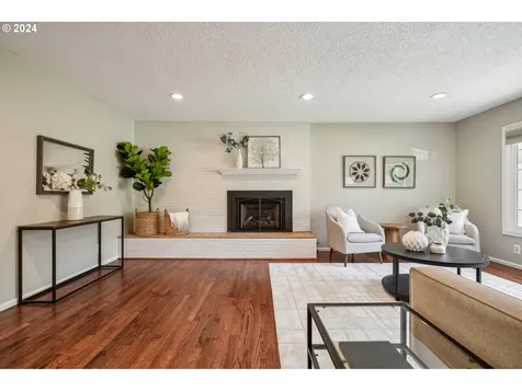 6395 Sw Chestnut Lane Beaverton OR 97005