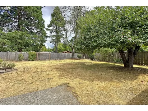 17813 Se Mill Street Portland OR 97233
