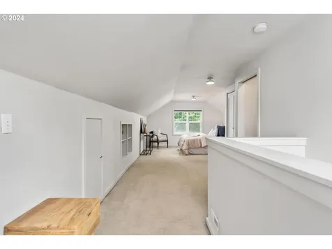8607 Se Brooklyn Street Portland OR 97266