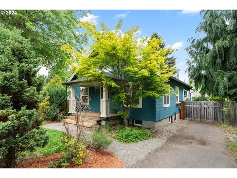 8607 Se Brooklyn Street Portland OR 97266