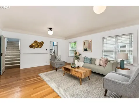 8607 Se Brooklyn Street Portland OR 97266