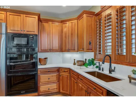 26349 S Highway 170 Canby OR 97013