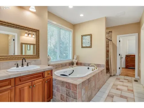 26349 S Highway 170 Canby OR 97013