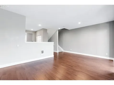 145 NE 75th Avenue Hillsboro OR 97124