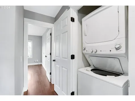 145 NE 75th Avenue Hillsboro OR 97124