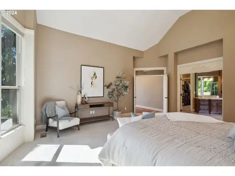14045 Se Tarnahan Court Happy Valley OR 97086
