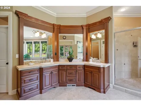 14045 Se Tarnahan Court Happy Valley OR 97086