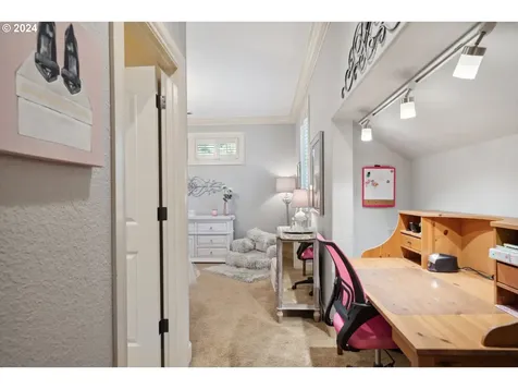 14045 Se Tarnahan Court Happy Valley OR 97086