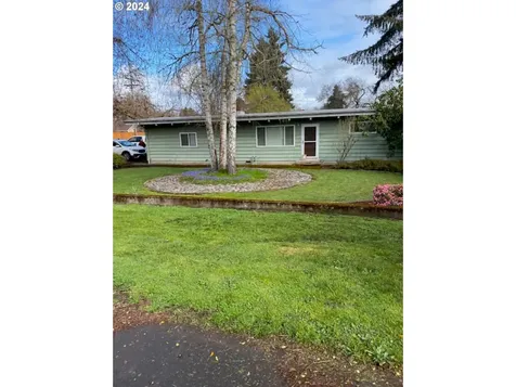 965 Aspen Street Springfield OR 97477