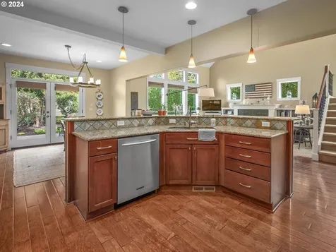 2084 N Walnut Street Canby OR 97013