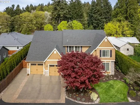 2084 N Walnut Street Canby OR 97013