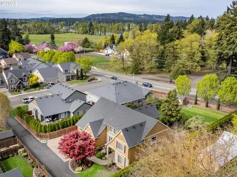 2084 N Walnut Street Canby OR 97013