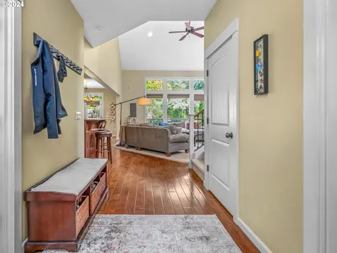 2084 N Walnut Street Canby OR 97013