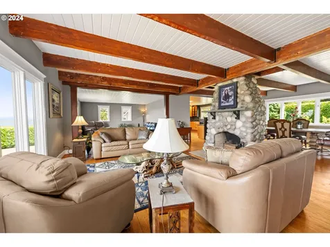 92992 Labeck Road Astoria OR 97103