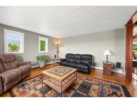 92992 Labeck Road Astoria OR 97103