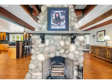 92992 Labeck Road Astoria OR 97103