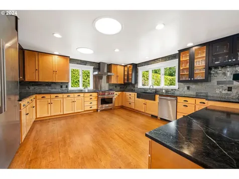92992 Labeck Road Astoria OR 97103