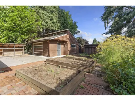 4305 Ne Failing Street Portland OR 97213