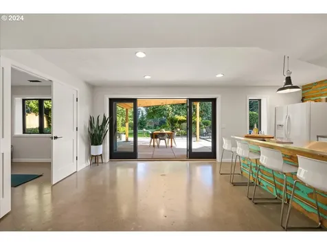 17070 Se Hagen Road Happy Valley OR 97086