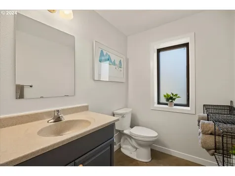 17070 Se Hagen Road Happy Valley OR 97086