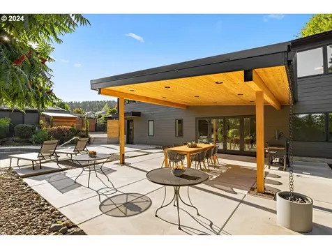 17070 Se Hagen Road Happy Valley OR 97086