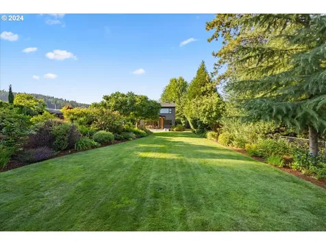 17070 Se Hagen Road Happy Valley OR 97086