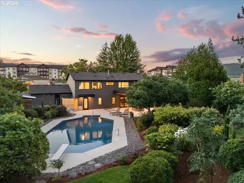 17070 Se Hagen Road Happy Valley OR 97086