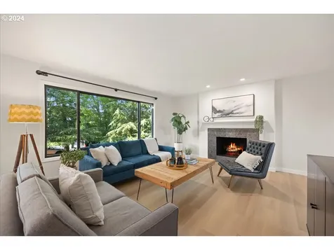 17070 Se Hagen Road Happy Valley OR 97086