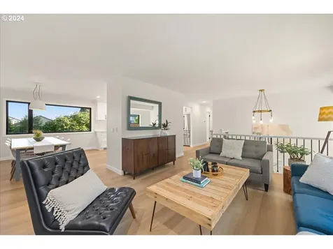 17070 Se Hagen Road Happy Valley OR 97086