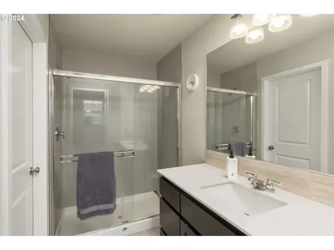 17078 Se Cuyahoga Way Happy Valley OR 97086