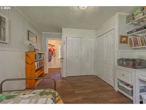 96601 Larson Lane North Bend OR 97459
