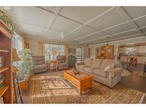 96601 Larson Lane North Bend OR 97459