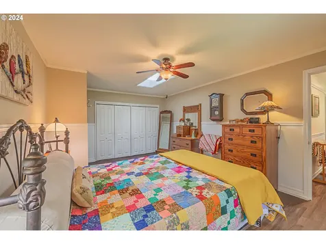 96601 Larson Lane North Bend OR 97459