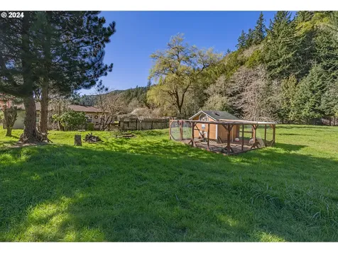 96601 Larson Lane North Bend OR 97459