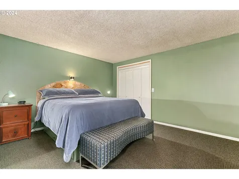 207 Nw 99th Street Vancouver WA 98665