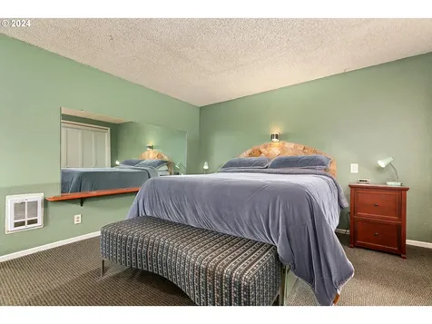 207 Nw 99th Street Vancouver WA 98665