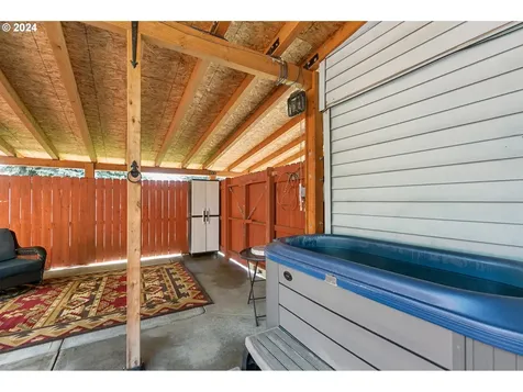 207 Nw 99th Street Vancouver WA 98665
