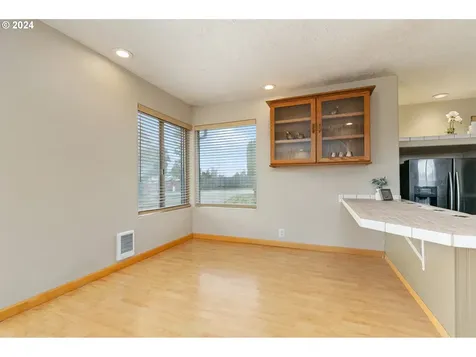 207 Nw 99th Street Vancouver WA 98665