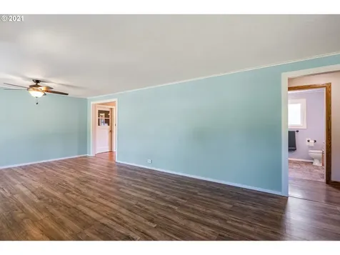 47572 Teller Road Oakridge OR 97463