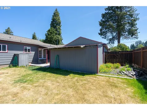 47572 Teller Road Oakridge OR 97463
