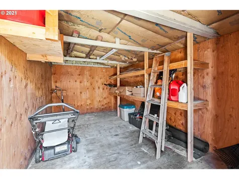 47572 Teller Road Oakridge OR 97463