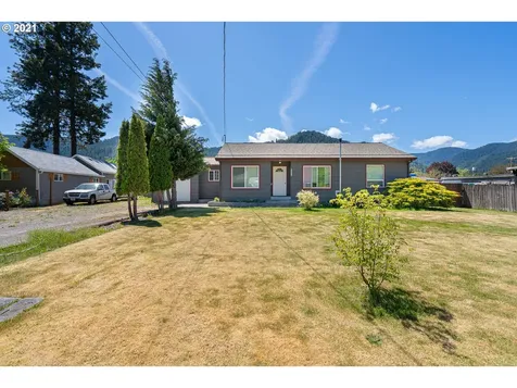 47572 Teller Road Oakridge OR 97463
