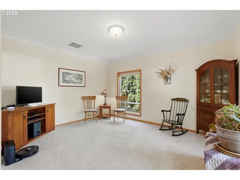 675 NE 21st Avenue Canby OR 97013