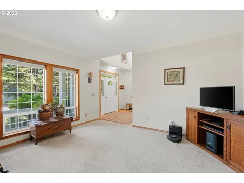 675 NE 21st Avenue Canby OR 97013
