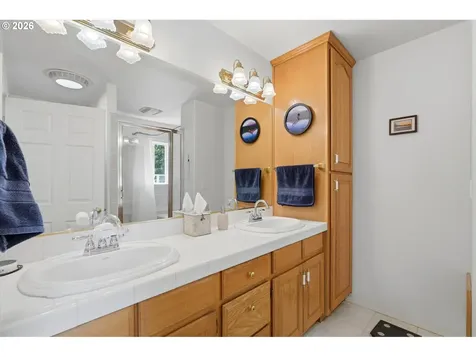 675 NE 21st Avenue Canby OR 97013