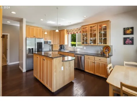 19100 NE Finnigan Hill Road Newberg OR 97132