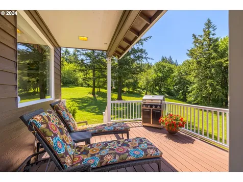 19100 NE Finnigan Hill Road Newberg OR 97132
