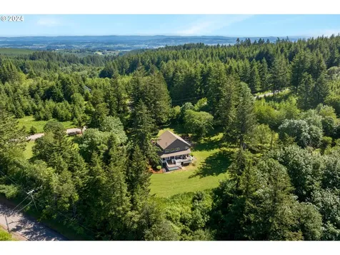 19100 NE Finnigan Hill Road Newberg OR 97132