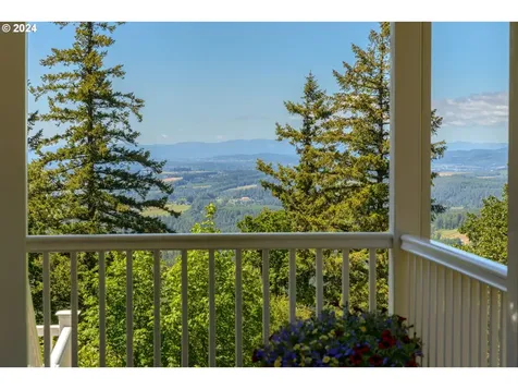 19100 NE Finnigan Hill Road Newberg OR 97132
