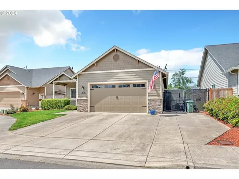1130 S 40th Court Springfield OR 97478